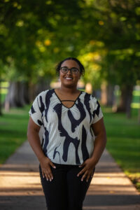 Headshot of Sara Kiros